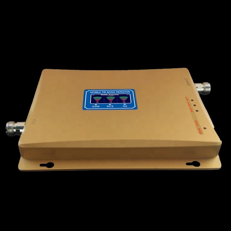 Triband booster Model BF900G image 2